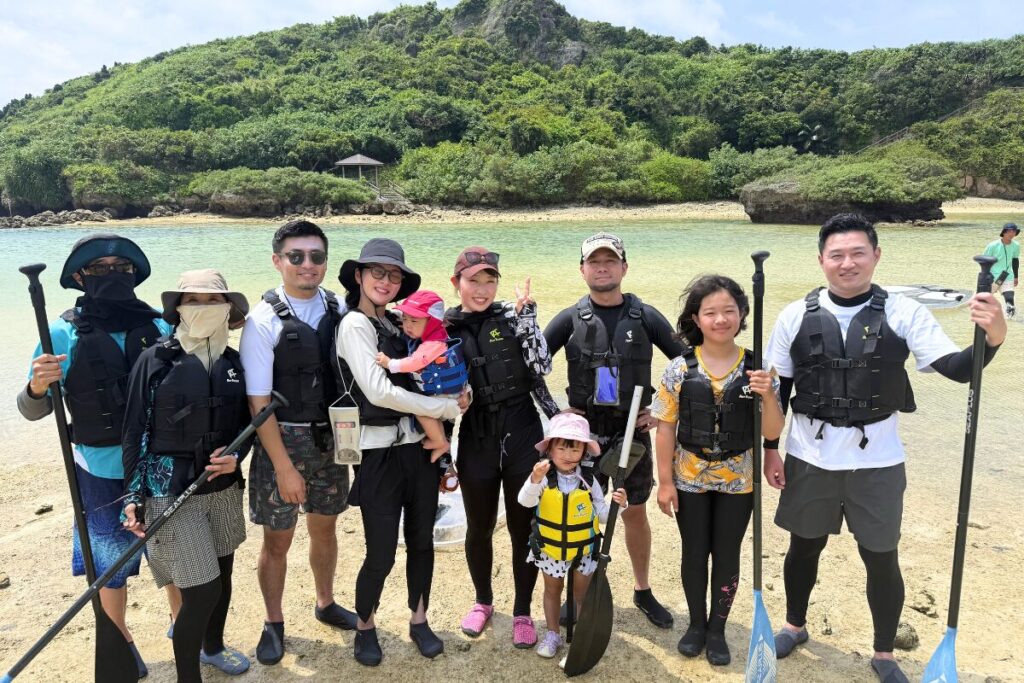 10名団体が一同に介した記念写真 みんな楽しそう〜〜！