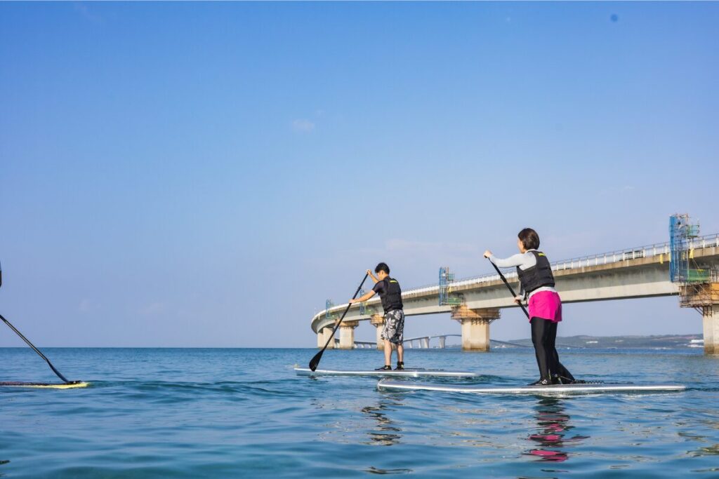 お二人共上手な身のこなしでサップを問題なくスイスイ進む