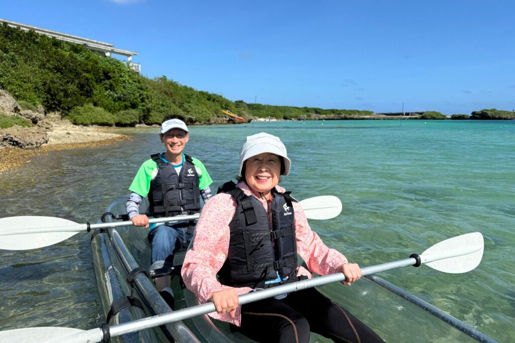 カメラに笑顔をむけてくれるお二人