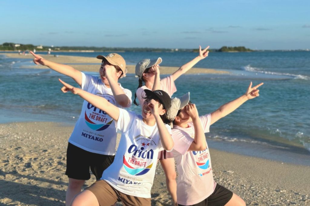 戦隊もののようなポーズでパシャリ!