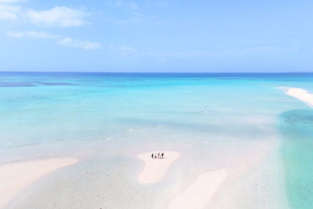 ユニの浜　俯瞰写真　貸切　絶景　青い海